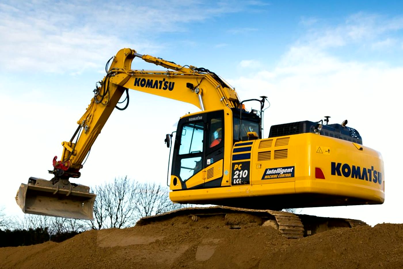 Excavator pe senile de inchiriat Komatsu PC 210 LC